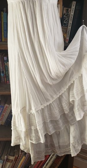 Beautiful sheer white high low dress - Picture 3 of 6